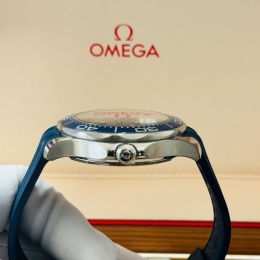 Đồng Hồ Omega Seamaster Diver 300M 42mm